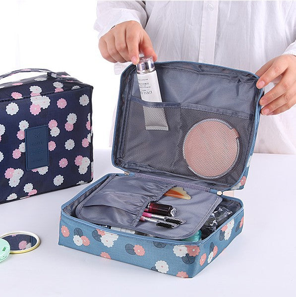 Cloth Waterproof Toiletry Bag