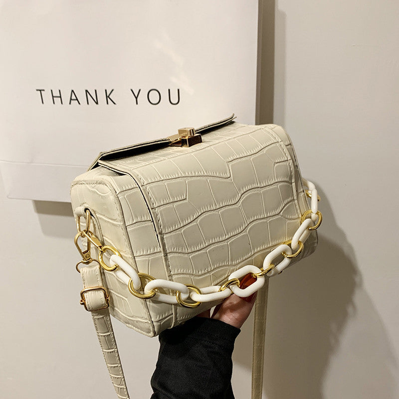 Ladies Fashion Stone Pattern Thick Chain Bag